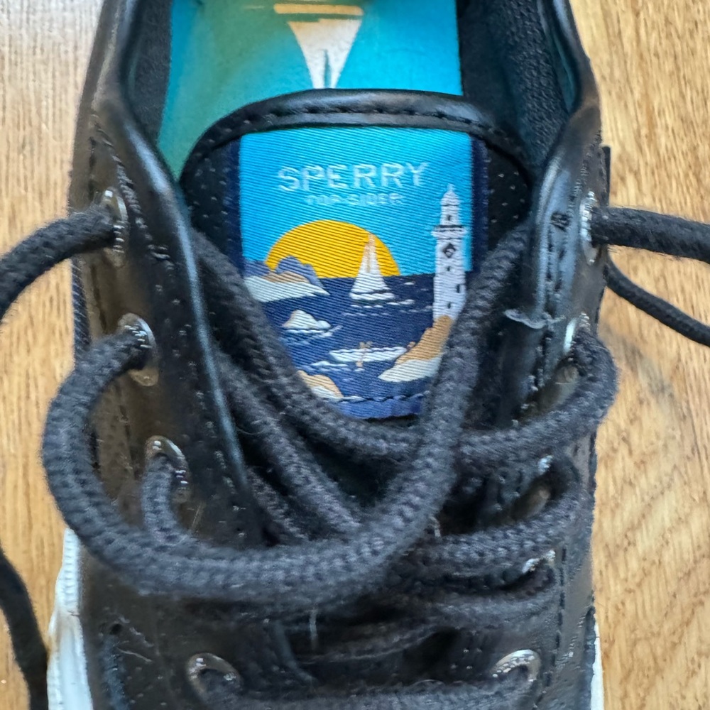 Super cute Sperry sneakers